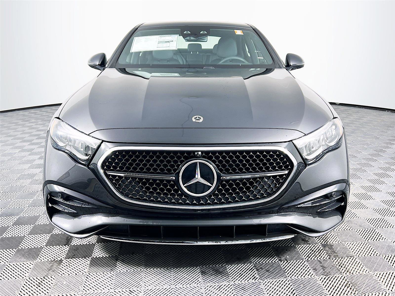 New 2026 Mercedes-Benz E 350 4MATIC Sedan image 9
