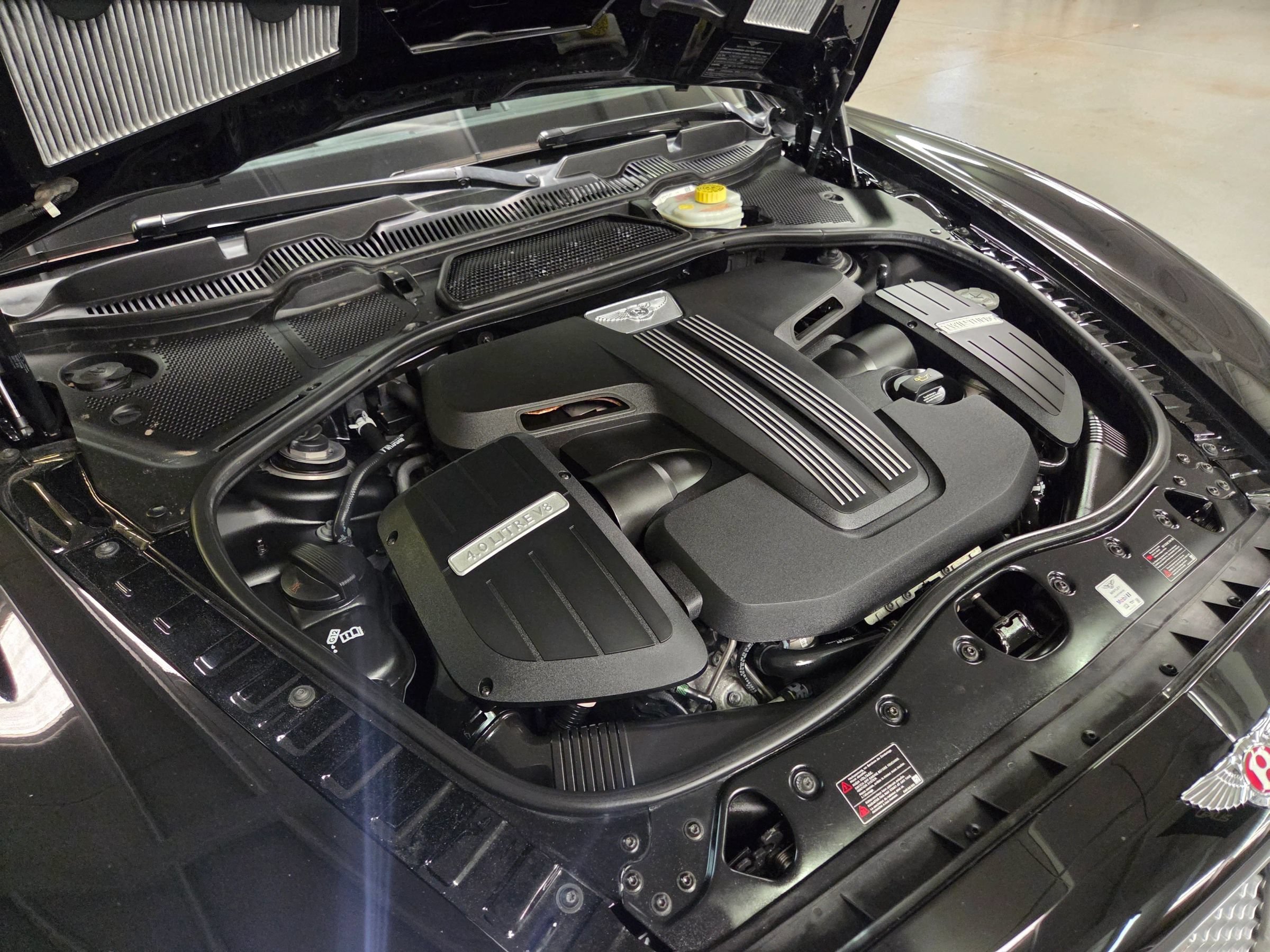 Used 2018 Bentley Flying Spur V8 AWD/4WD image 49