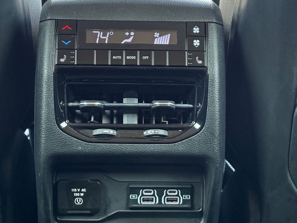 Used 2022 Jeep Grand Cherokee L Limited image 5