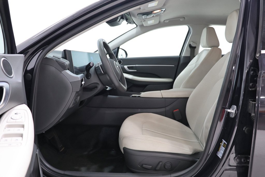 Used 2025 Hyundai Sonata SEL FWD image 15