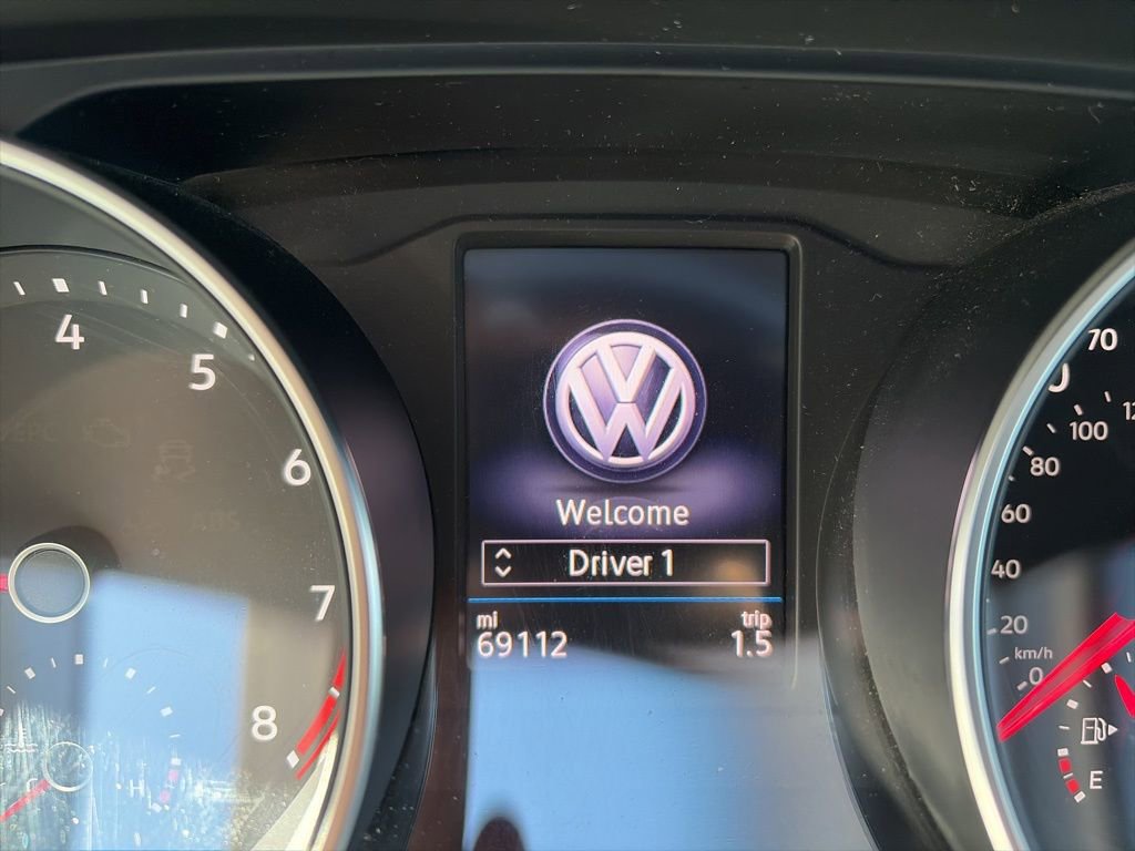 Used 2020 Volkswagen Tiguan SE AWD/4WD image 16