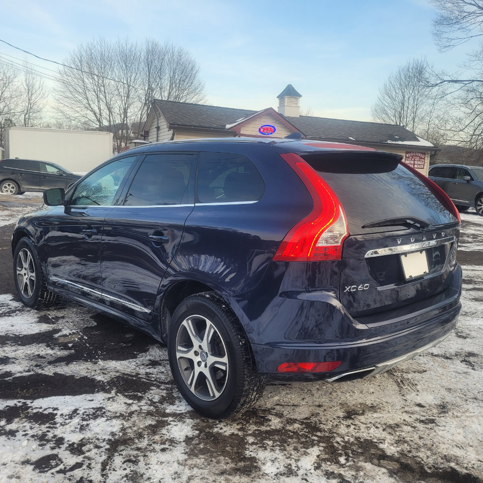 Used 2015 Volvo XC60 T6 Platinum w/ Climate Package image 6