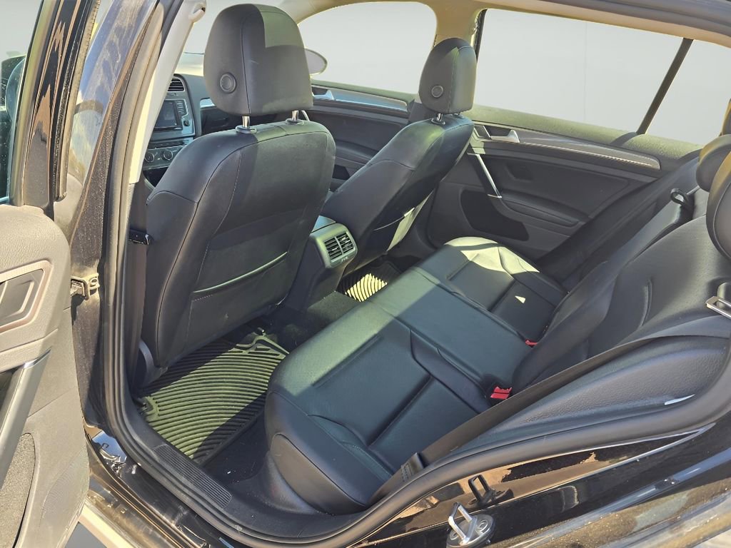 Used 2017 Volkswagen Golf Alltrack SE image 24