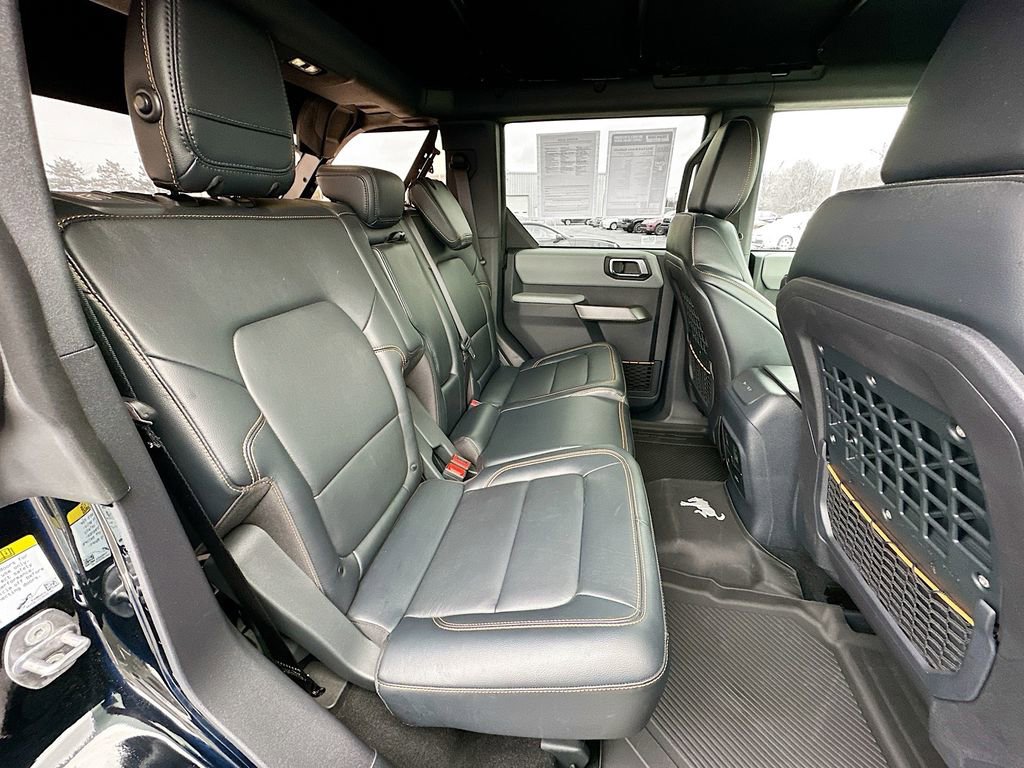 Used 2022 Ford Bronco Badlands image 35