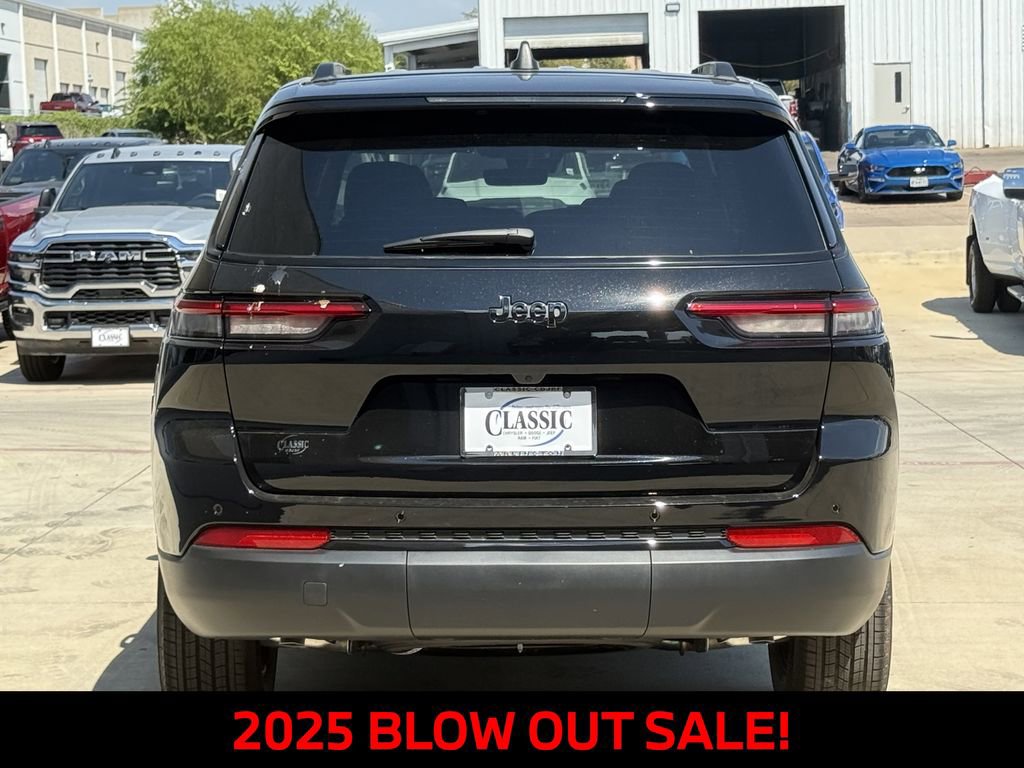 New 2025 Jeep Grand Cherokee L Altitude image 5