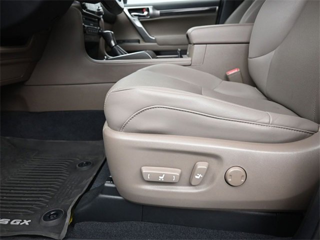 Used 2022 Lexus GX 460 Premium image 21