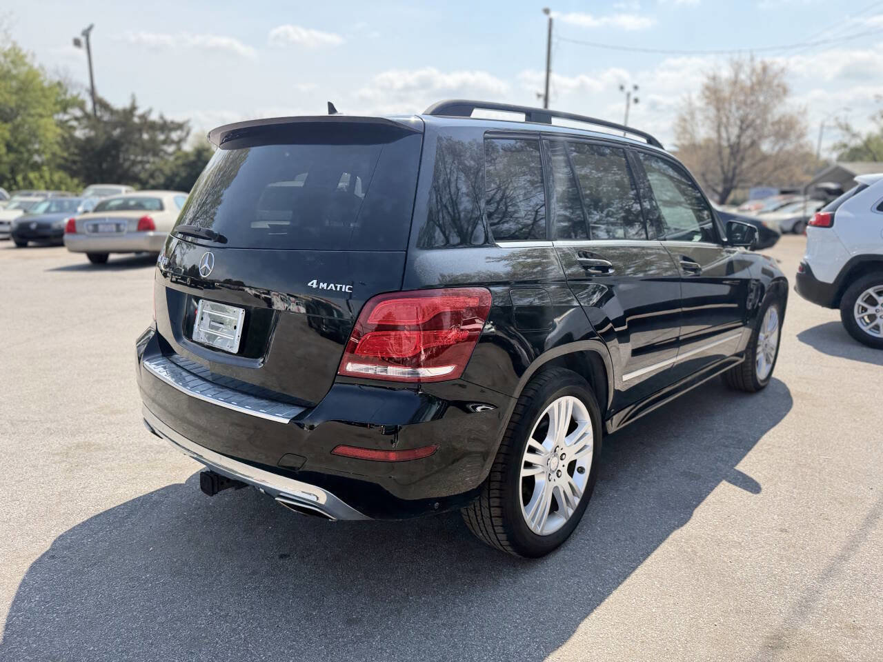 Used 2013 Mercedes-Benz GLK 350 4MATIC image 5