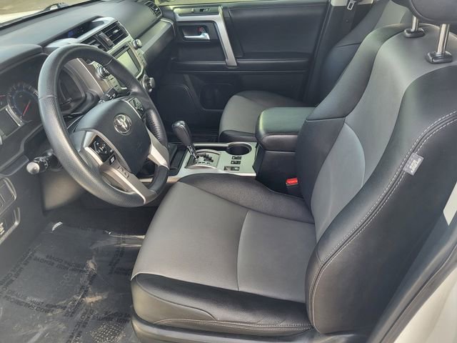 Used 2019 Toyota 4Runner SR5 Premium image 10