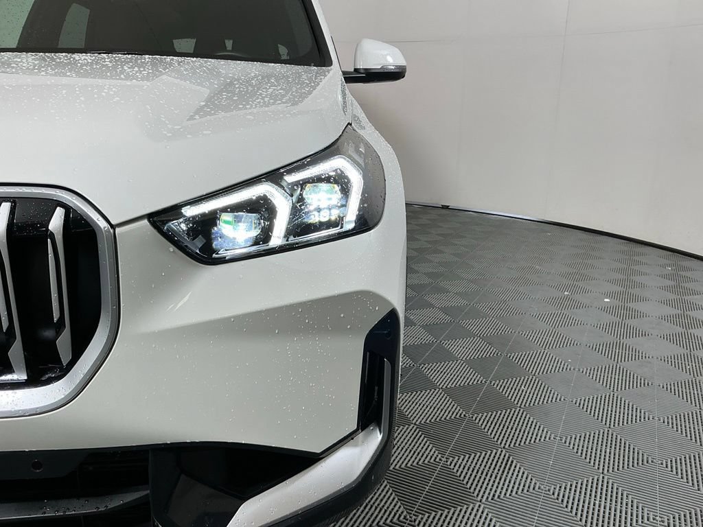 Certified 2025 BMW X1 xDrive28i w/ Technology Package AWD/4WD image 8