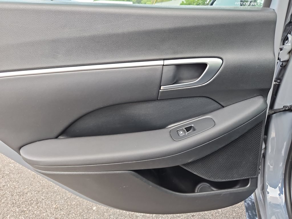 Used 2024 Hyundai Sonata SEL FWD image 29