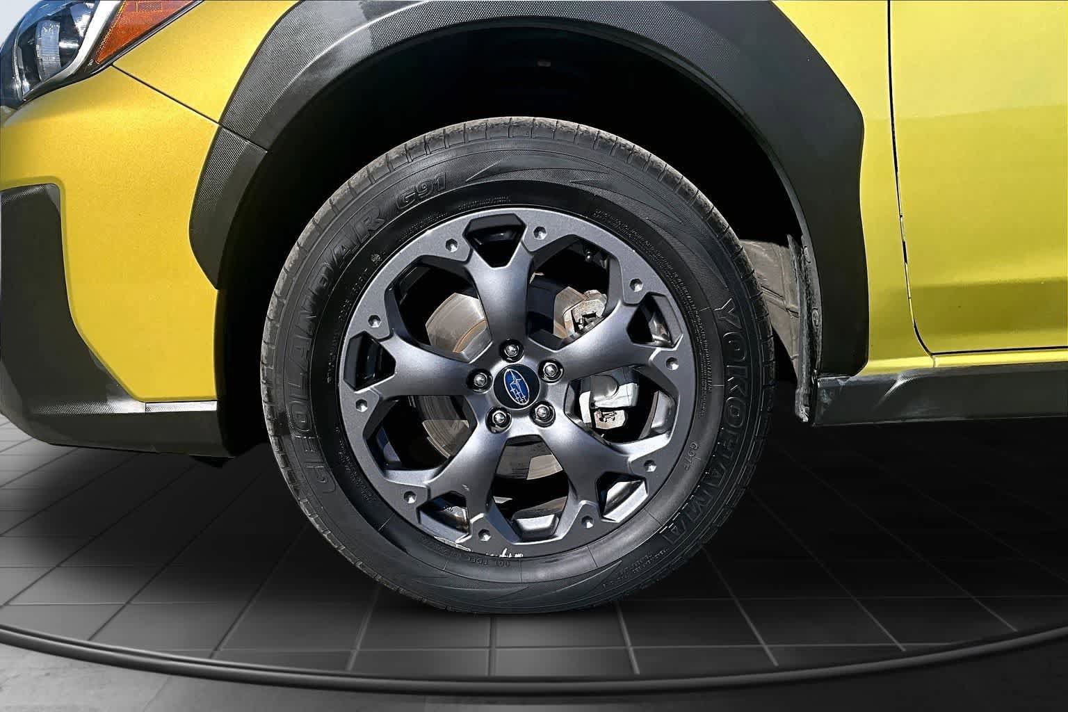 Used 2021 Subaru Crosstrek 2.5i Sport w/ Moonroof Package AWD/4WD image 8