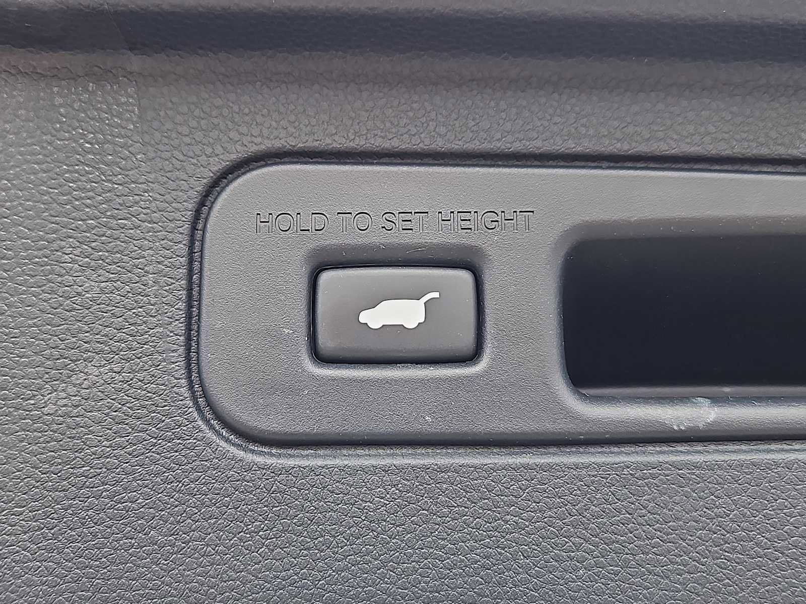 Used 2023 Honda Pilot TrailSport image 22