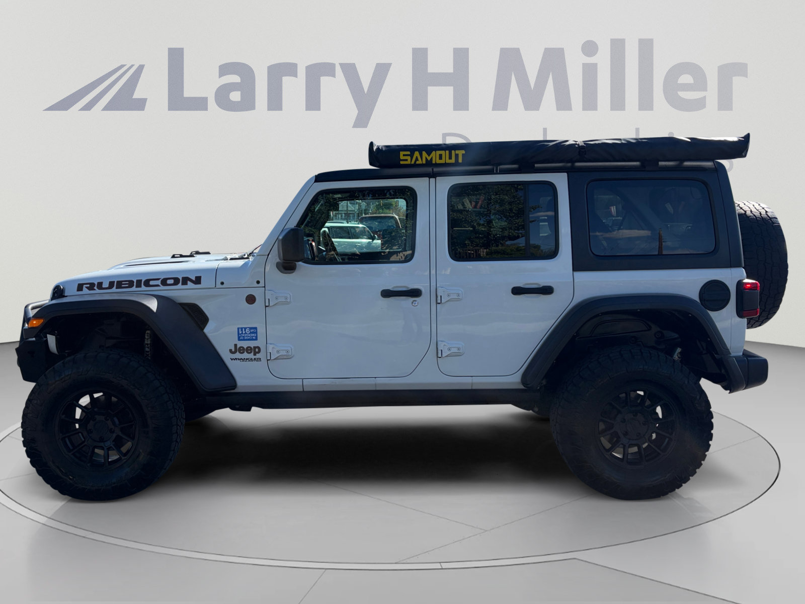 Used 2021 Jeep Wrangler Unlimited Rubicon w/ LED Lighting Group AWD/4WD image 2