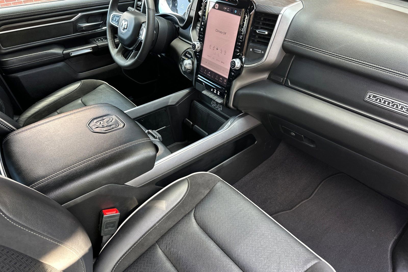 Used 2025 RAM 1500 Laramie image 15