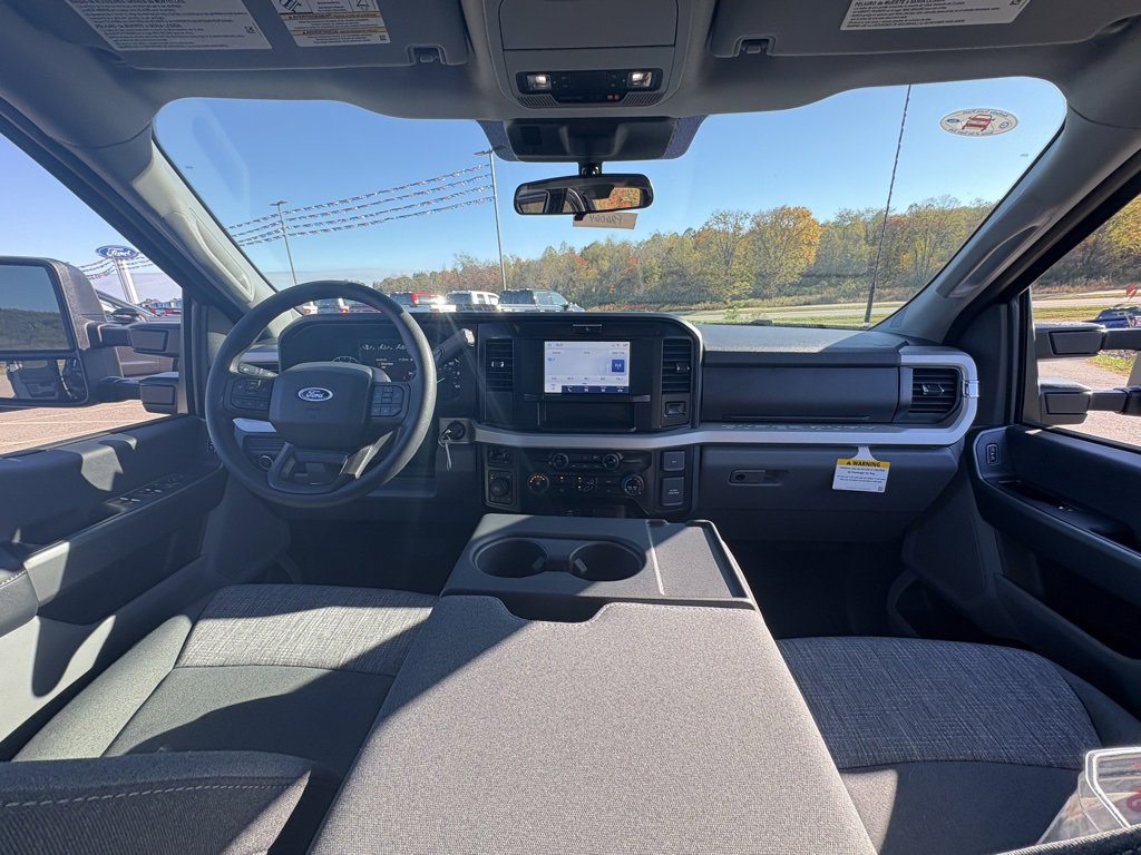 New 2026 Ford F350 XLT w/ FX4 Off-Road Package AWD/4WD image 28