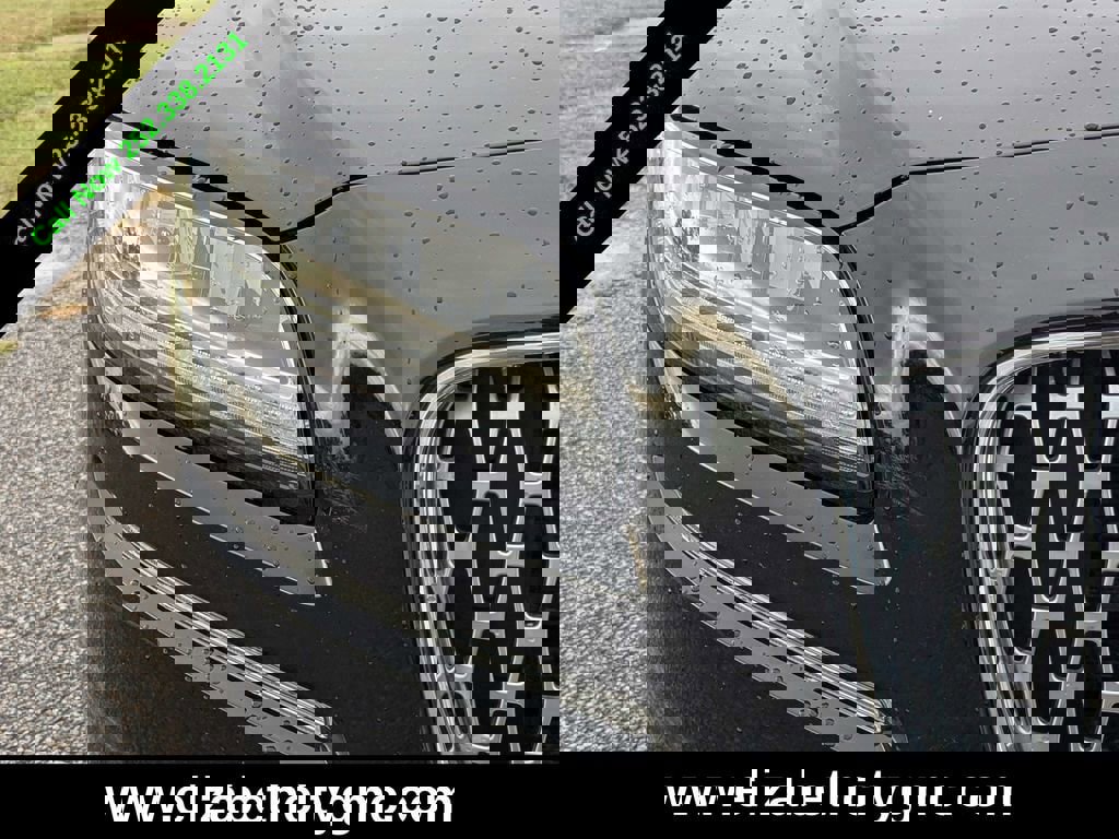 Used 2023 Lincoln Nautilus Reserve image 10