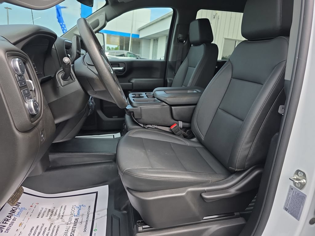 Used 2025 GMC Sierra 3500 Pro w/ Convenience Package AWD/4WD image 12
