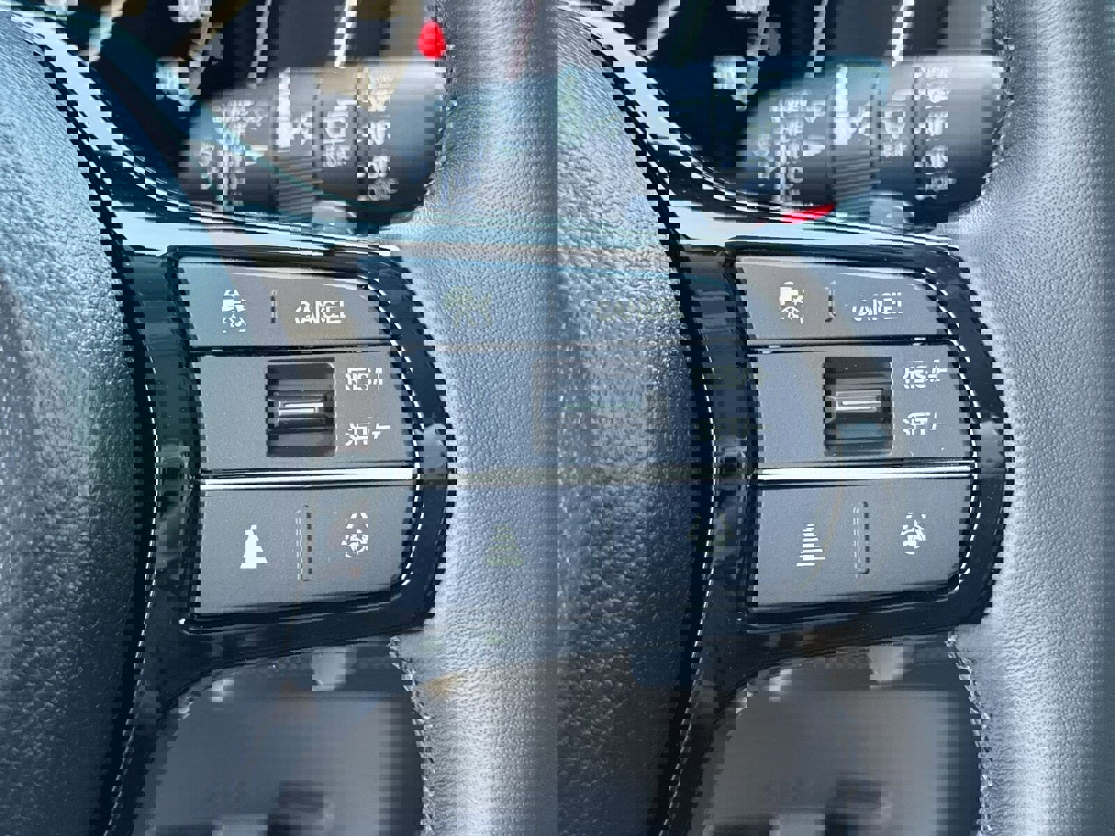 New 2025 Honda Pilot Touring image 17