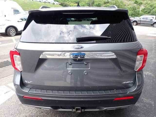 Certified 2024 Ford Explorer XLT w/ Equipment Group 202A AWD/4WD image 6