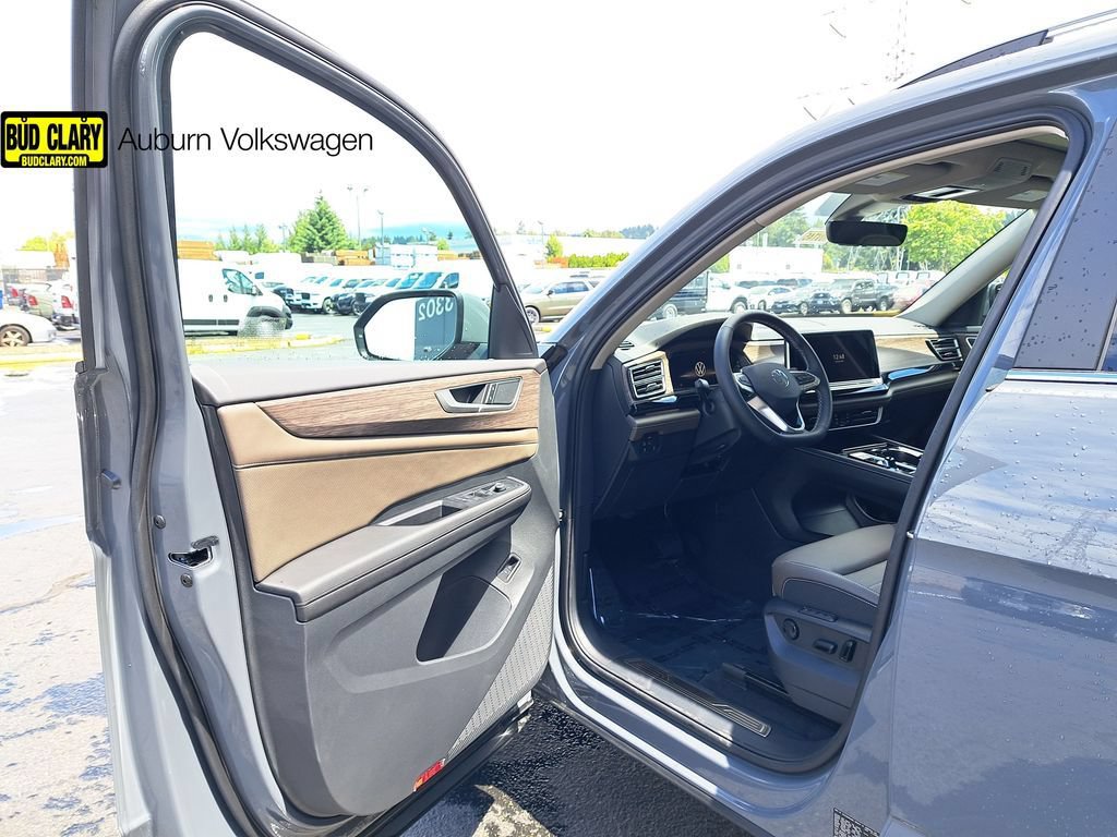 New 2026 Volkswagen Atlas SEL AWD/4WD image 24