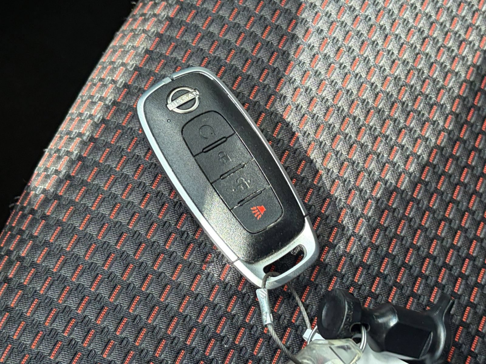 Used 2026 Nissan Kicks SR FWD image 21