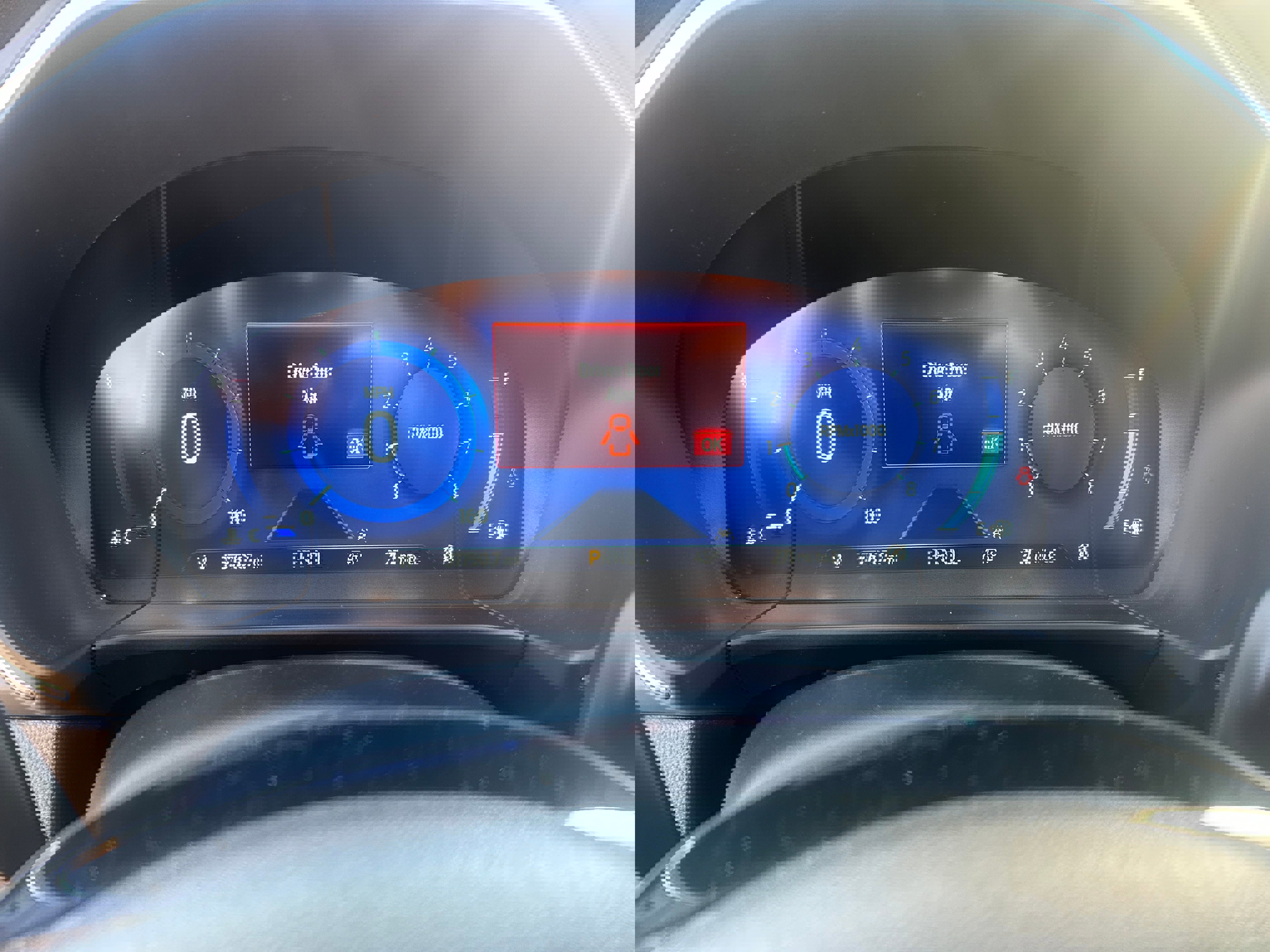 Used 2022 Ford Escape Titanium w/ Class II Trailer Tow Package image 20