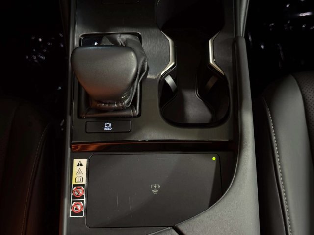 Used 2023 Lexus ES 350 w/ Premium Package FWD image 18