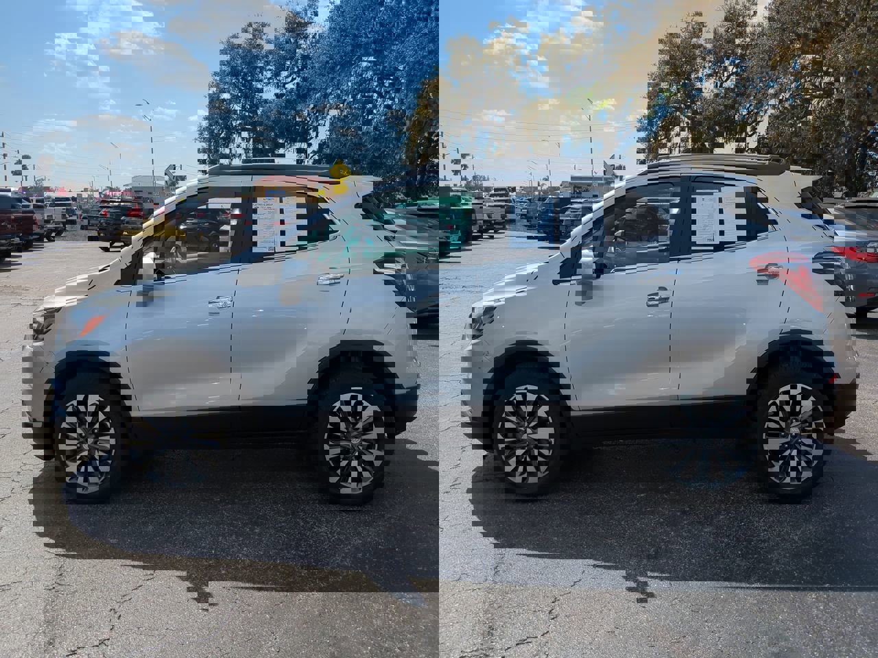 Certified 2022 Buick Encore Preferred w/ Safety Package image 7