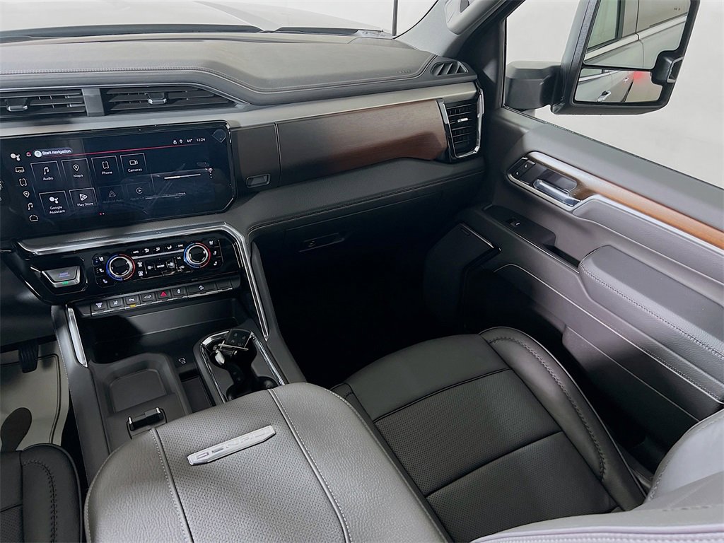 New 2026 GMC Sierra 3500 Denali w/ Denali Reserve Package image 20
