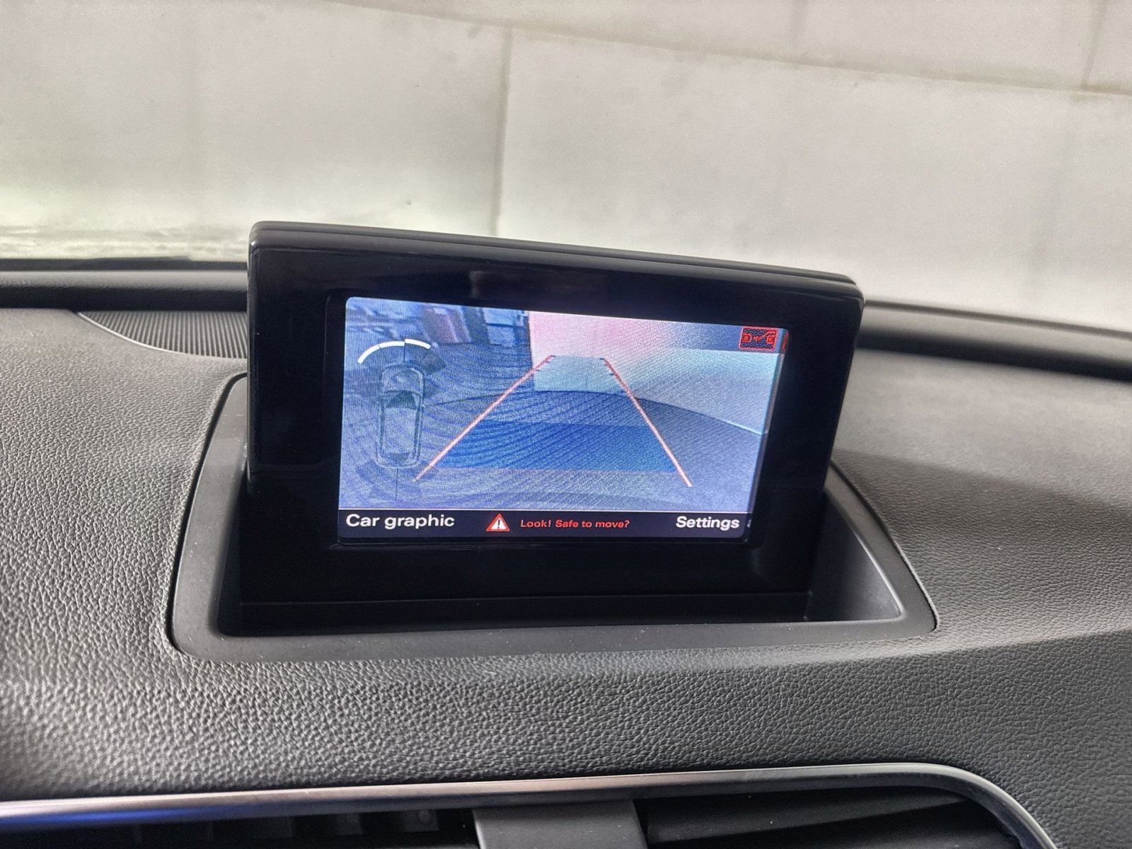 Used 2018 Audi Q3 2.0T Premium FWD image 19
