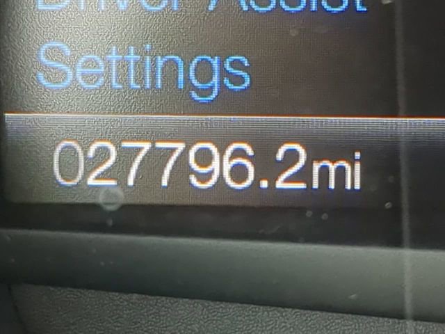 Used 2024 Ford Edge Titanium image 34