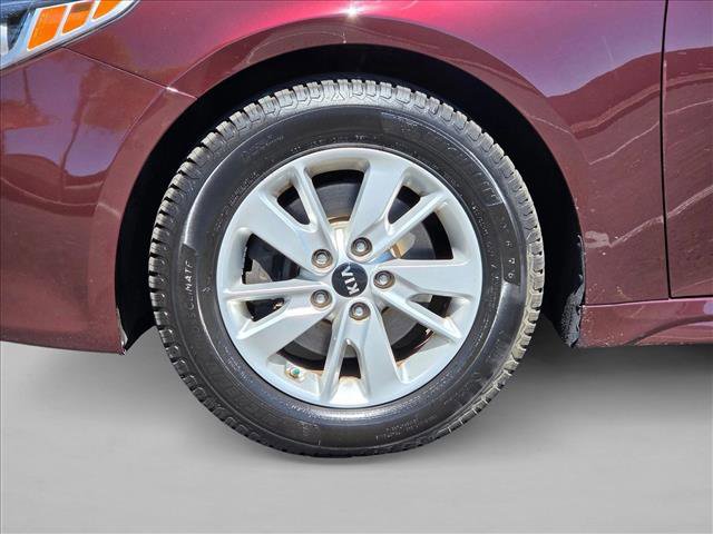 Used 2018 Kia Optima LX image 23