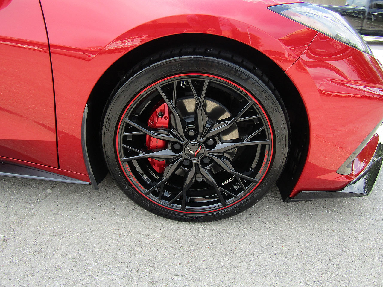 Used 2024 Chevrolet Corvette Stingray Preferred Conv w/ Stealth Interior Trim Package RWD image 22