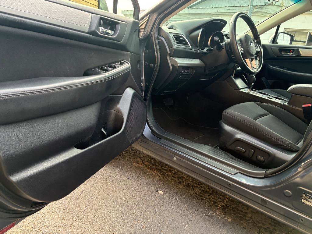 Used 2017 Subaru Legacy 2.5i Premium image 20
