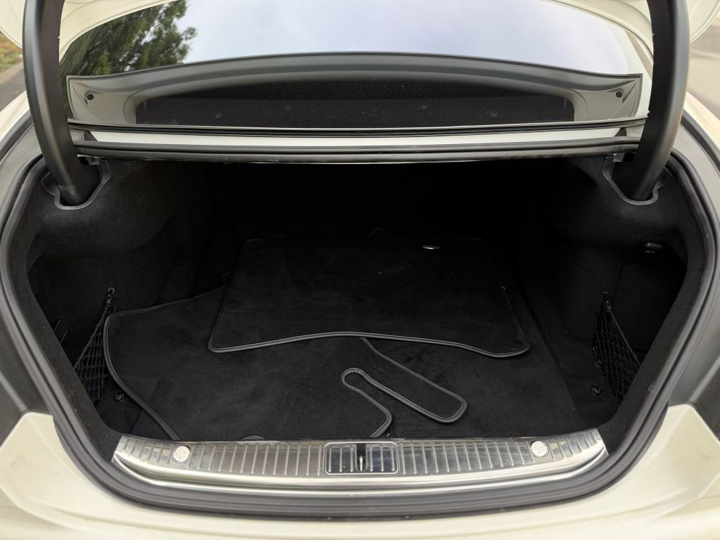 Used 2019 Mercedes-Benz S 560 S560 4MATIC image 25