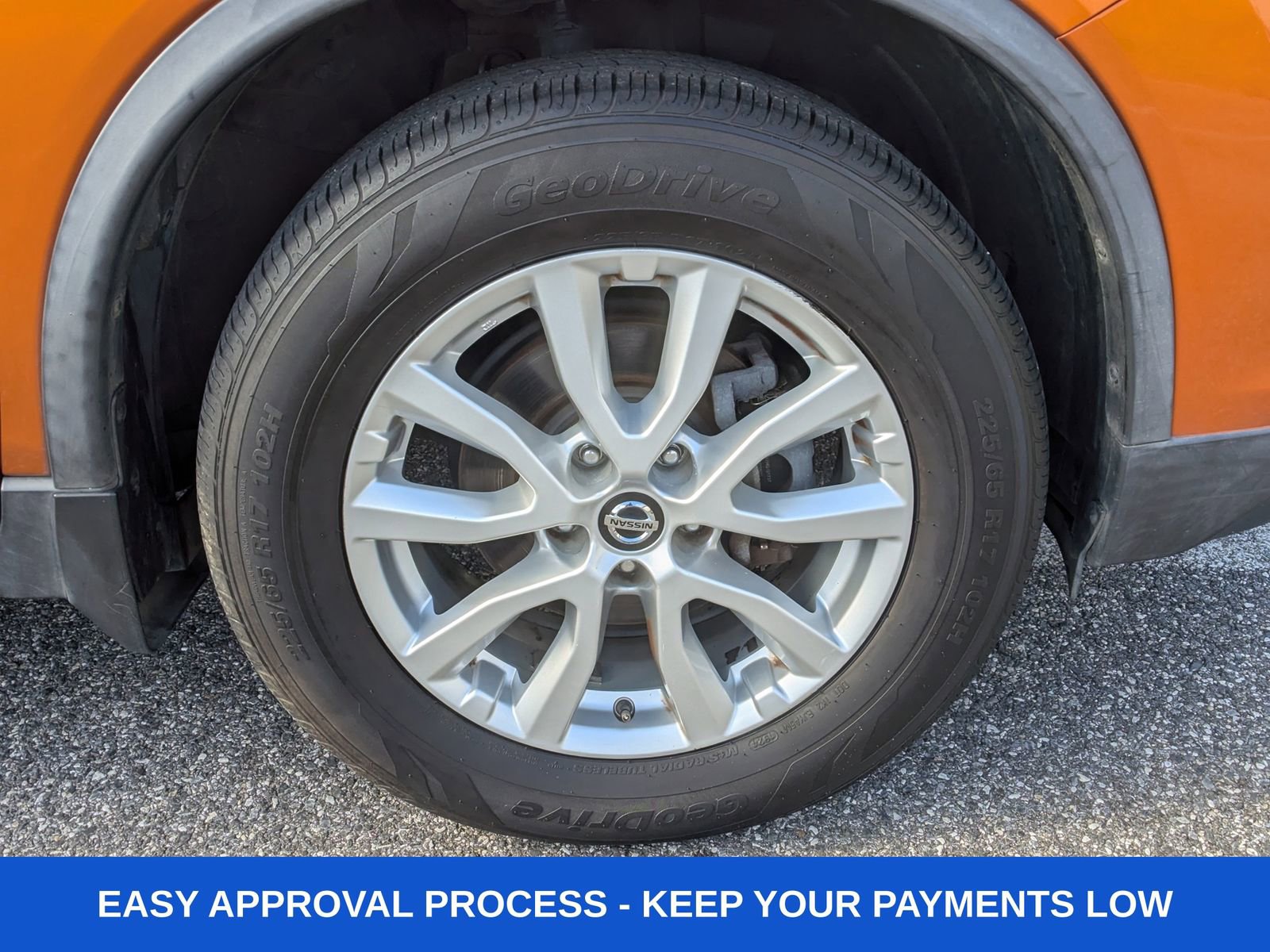 Used 2019 Nissan Rogue SV image 13