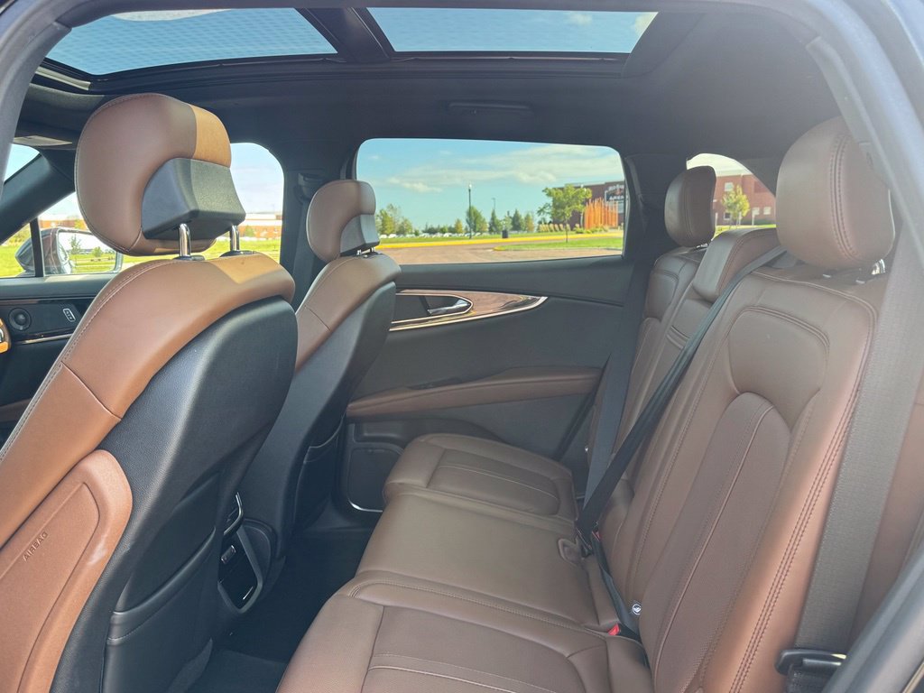Used 2023 Lincoln Nautilus Reserve w/ Equipment Group 201A AWD/4WD image 34