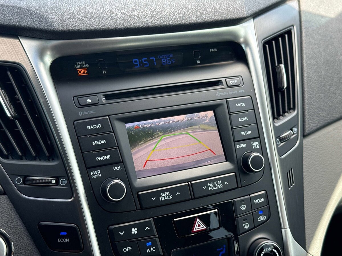 Used 2015 Hyundai Sonata Hybrid FWD image 21
