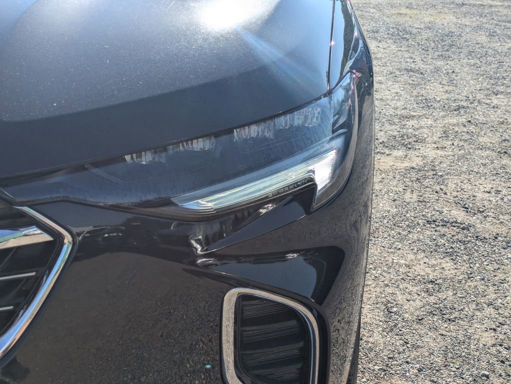 Used 2023 Buick Envision Preferred image 9