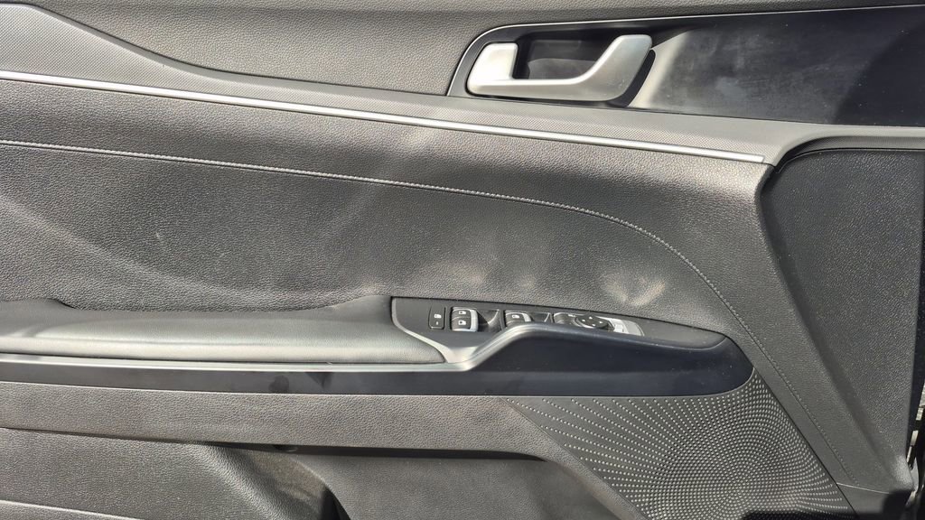 Used 2022 Kia K5 LXS image 8