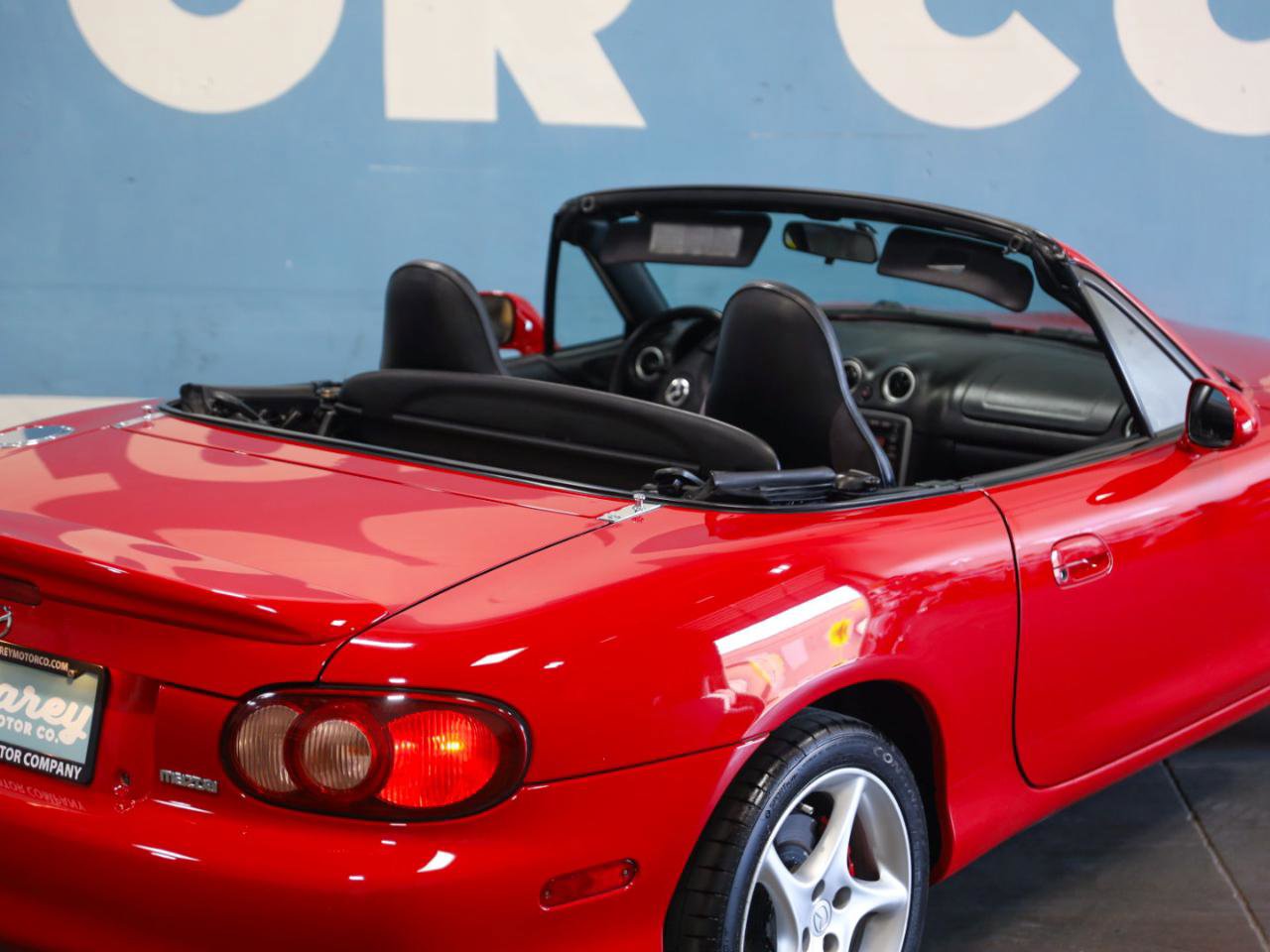 Used 2003 MAZDA MX-5 Miata RWD image 22