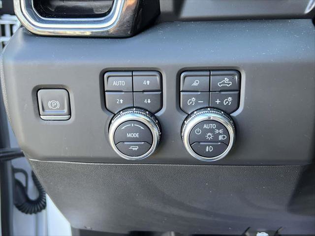 Used 2024 GMC Sierra 3500 Denali Ultimate image 21