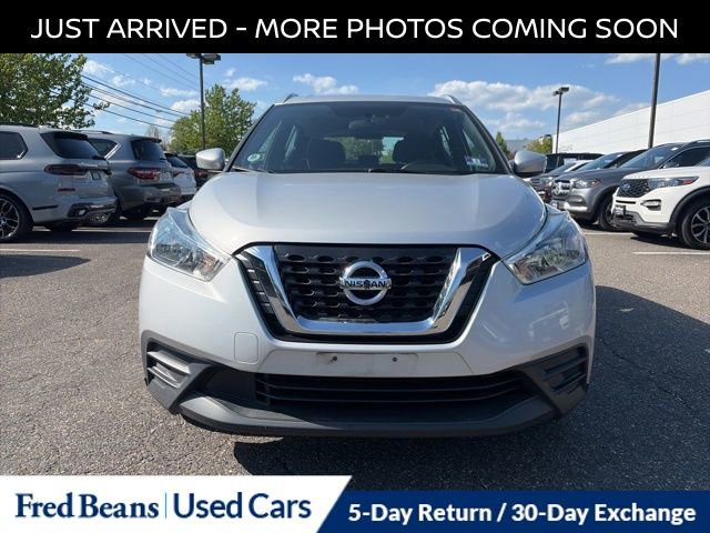 Certified 2019 Nissan Kicks SV FWD image 2