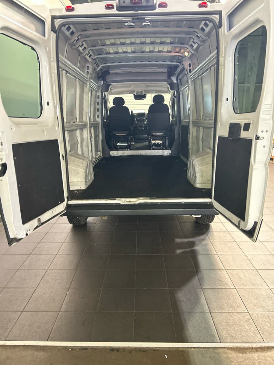 Used 2023 RAM ProMaster 2500 FWD image 4