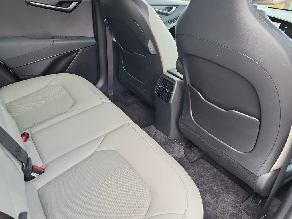 Certified 2023 Kia Niro EX Touring image 20