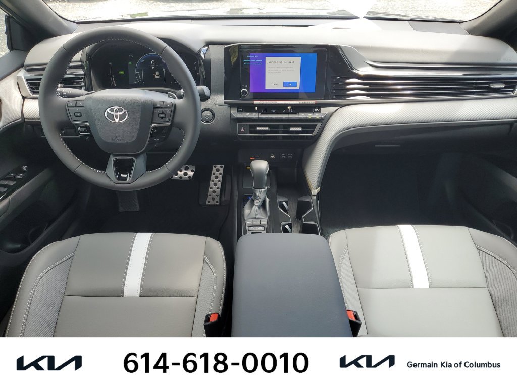 Used 2026 Toyota Camry SE FWD image 17