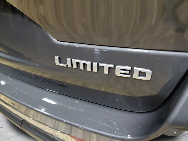 Used 2024 Jeep Grand Cherokee Limited w/ Trailer Tow Package AWD/4WD image 15