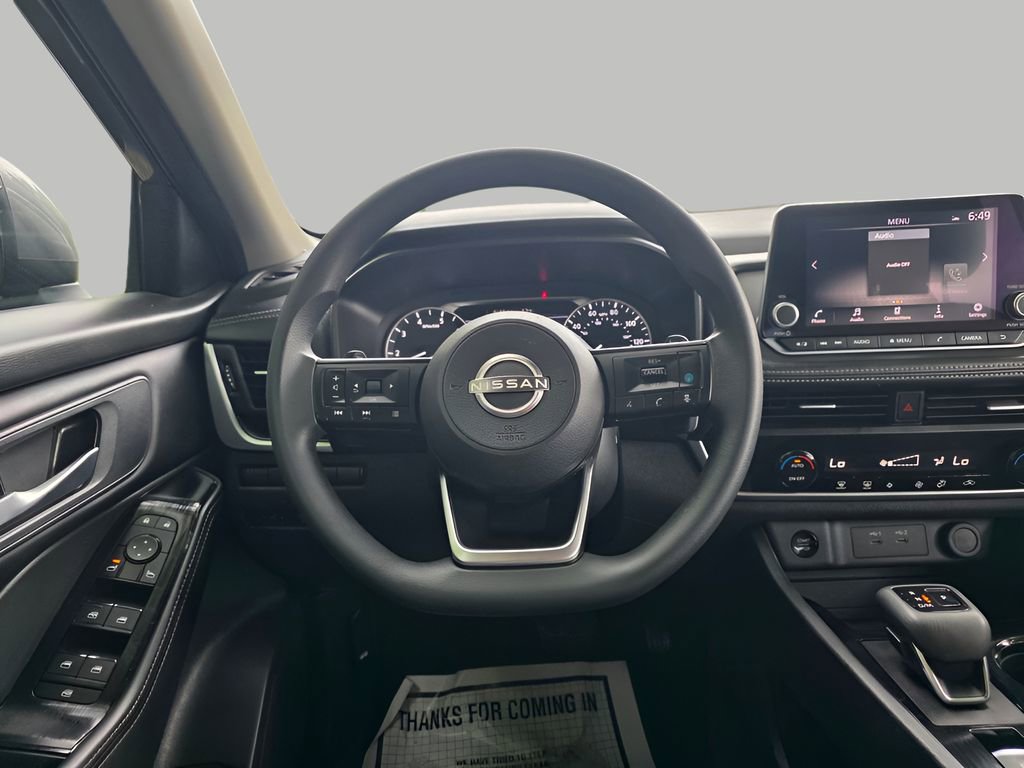 Used 2024 Nissan Rogue SV AWD/4WD image 18