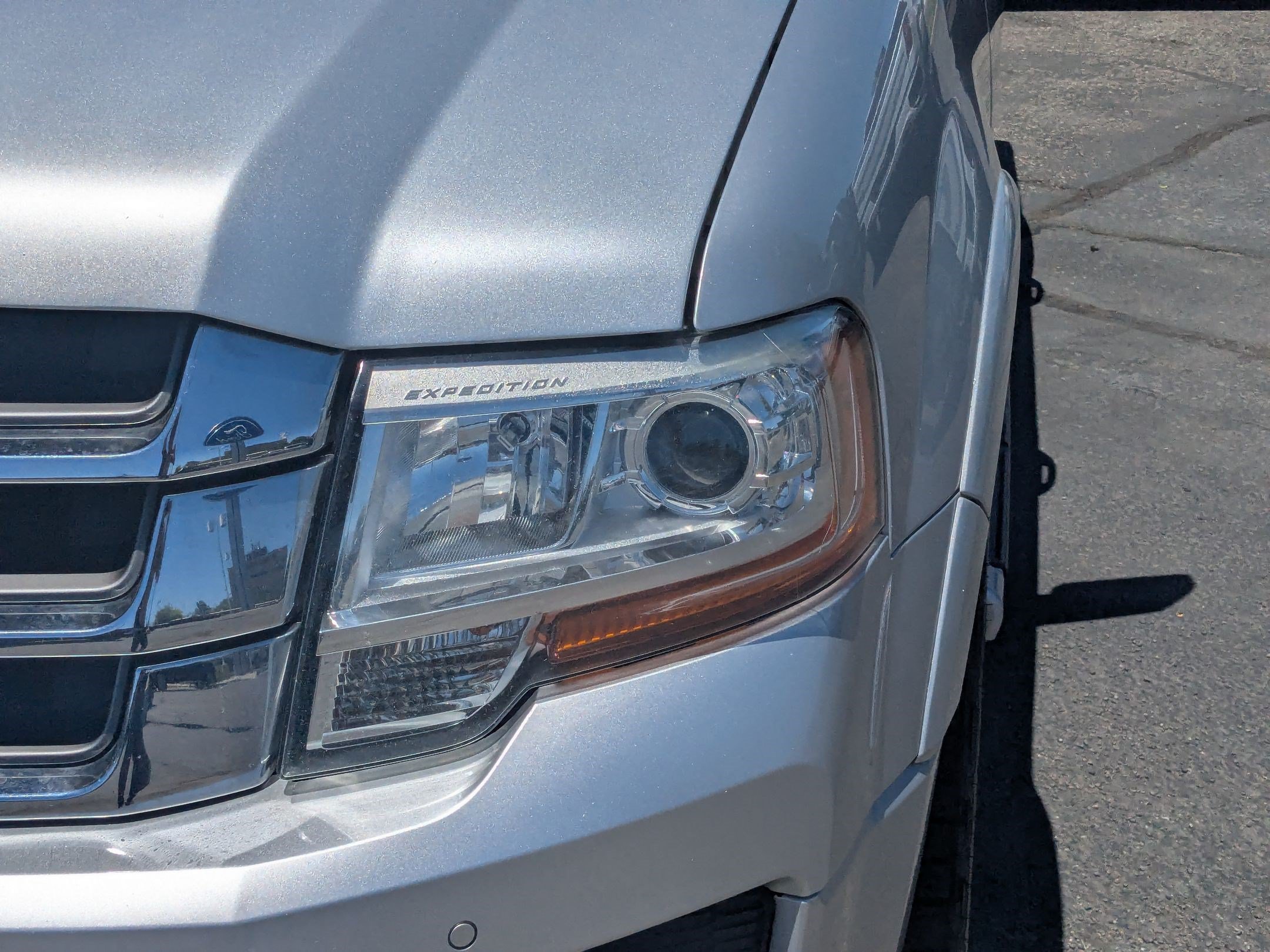 Used 2016 Ford Expedition Limited AWD/4WD image 13