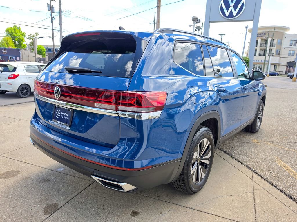 Certified 2025 Volkswagen Atlas SE FWD image 5